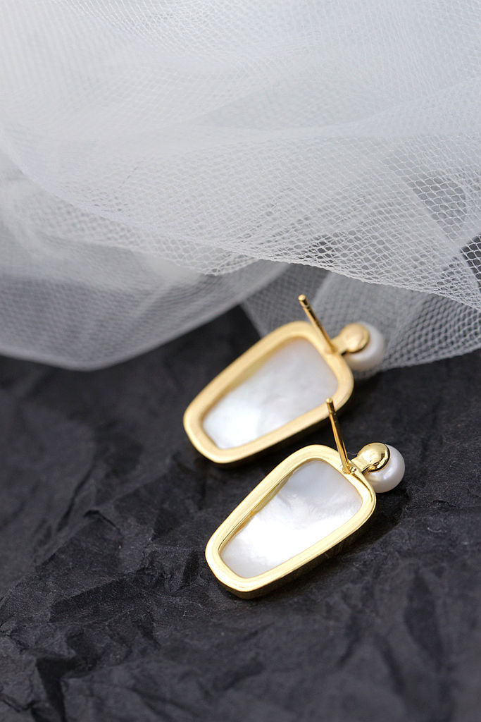 Inlaid Natural White Shell and Freshwater Pearl 18K Gold Plated Earrings Elegant Geometric Style 925 Sterling Silver Earring