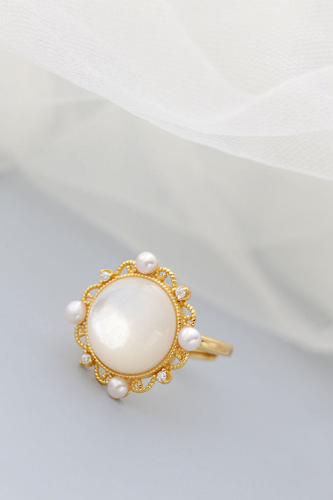 Simple Elegant Women 925 Sterling Silver Ring Inlaid White Mother-of-Pearl and Pearl 18k Gold Plating Adjustable Rings Jewelry