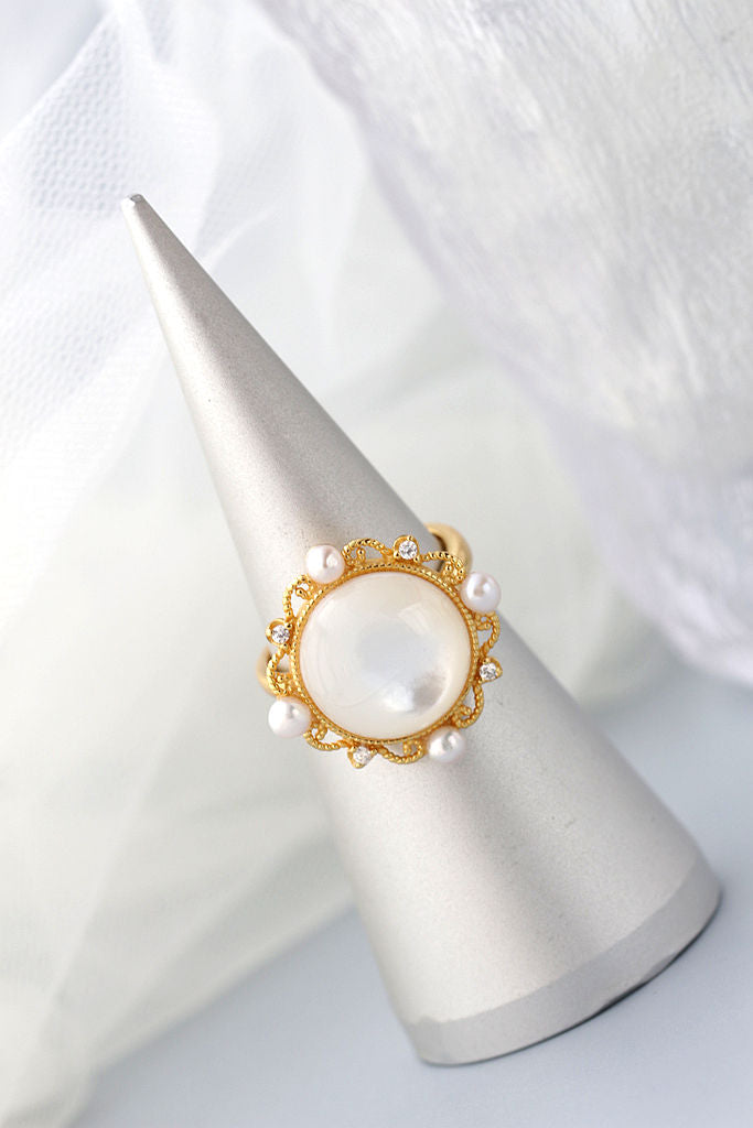 Simple Elegant Women 925 Sterling Silver Ring Inlaid White Mother-of-Pearl and Pearl 18k Gold Plating Adjustable Rings Jewelry