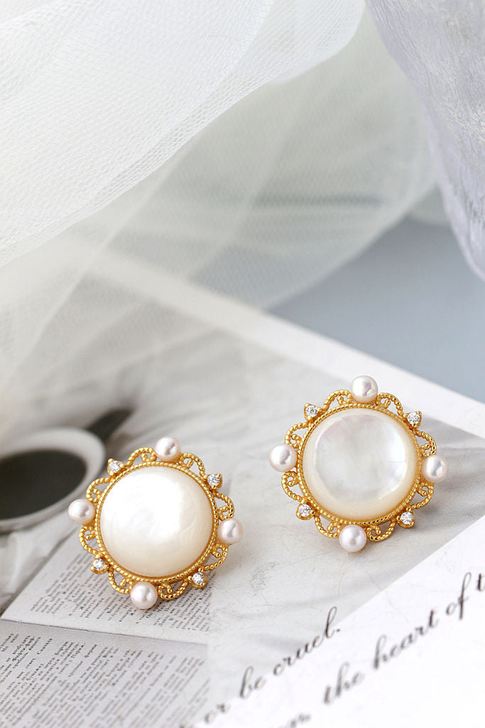 Inlaid Natural White Shell and Freshwater Pearl 18K Gold Plated Earrings Elegant lace-like pattern 925 Sterling Silver Earring