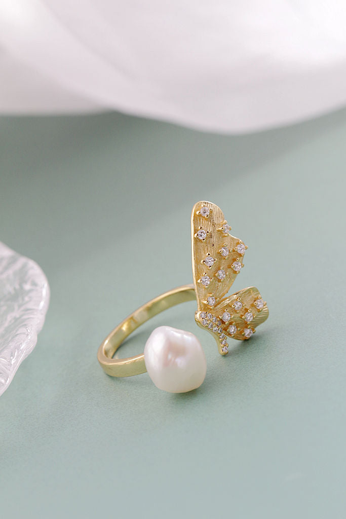 Elegant and Minimalist 18K Gold Plated Butterfly Open-Front Ring Inlaid Natural Baroque Pearl 925 Sterling Silver Rings Jewelry