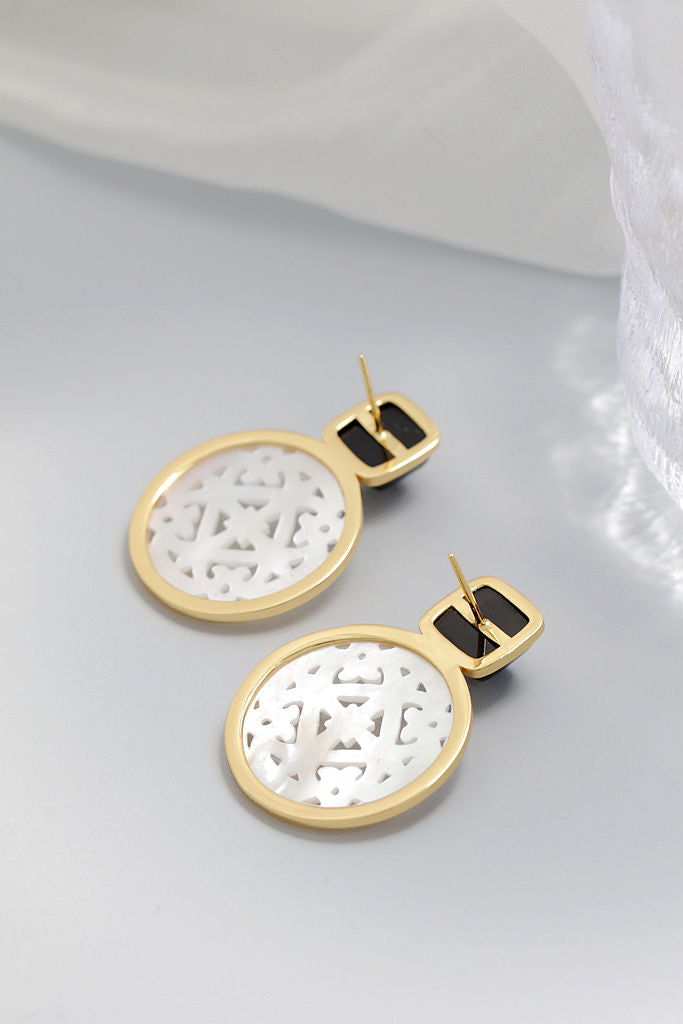 Natural White Shell Openwork 18K Gold Plated Earring Inlaid Black Agate 925 Sterling Silver Earrings Fashion Fine Jewelry Gift