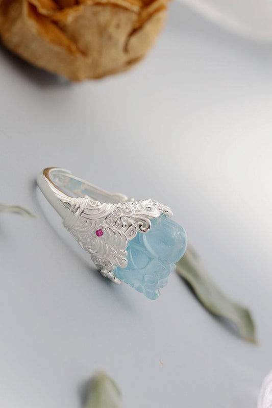 Authentic 925 Sterling Silver Retro Style Ring Inlaid Natural Aquamarine Carved Into The Image of Pi Xiu From Chinese Mythology