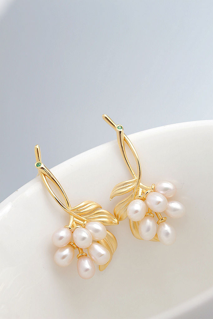Trendy Floral Design 18K Gold-Plated Earring Inlaid Natural Freshwater Pearl Fashion Creative 925 Sterling Silver Earrings