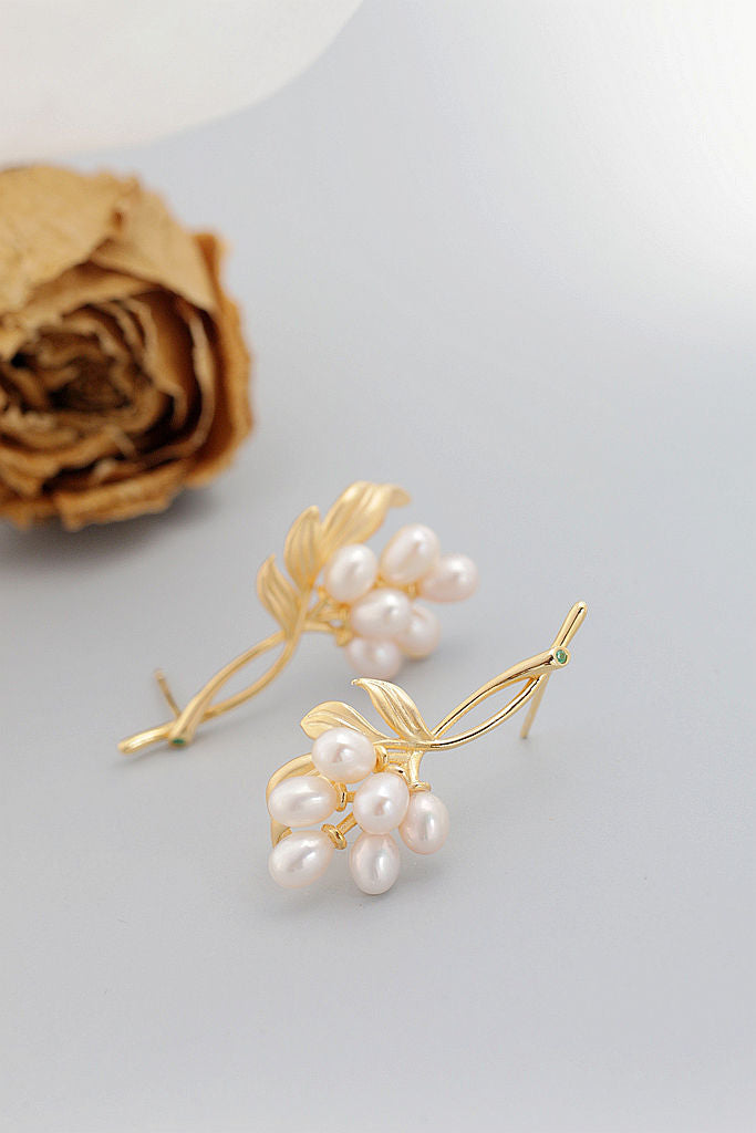 Trendy Floral Design 18K Gold-Plated Earring Inlaid Natural Freshwater Pearl Fashion Creative 925 Sterling Silver Earrings