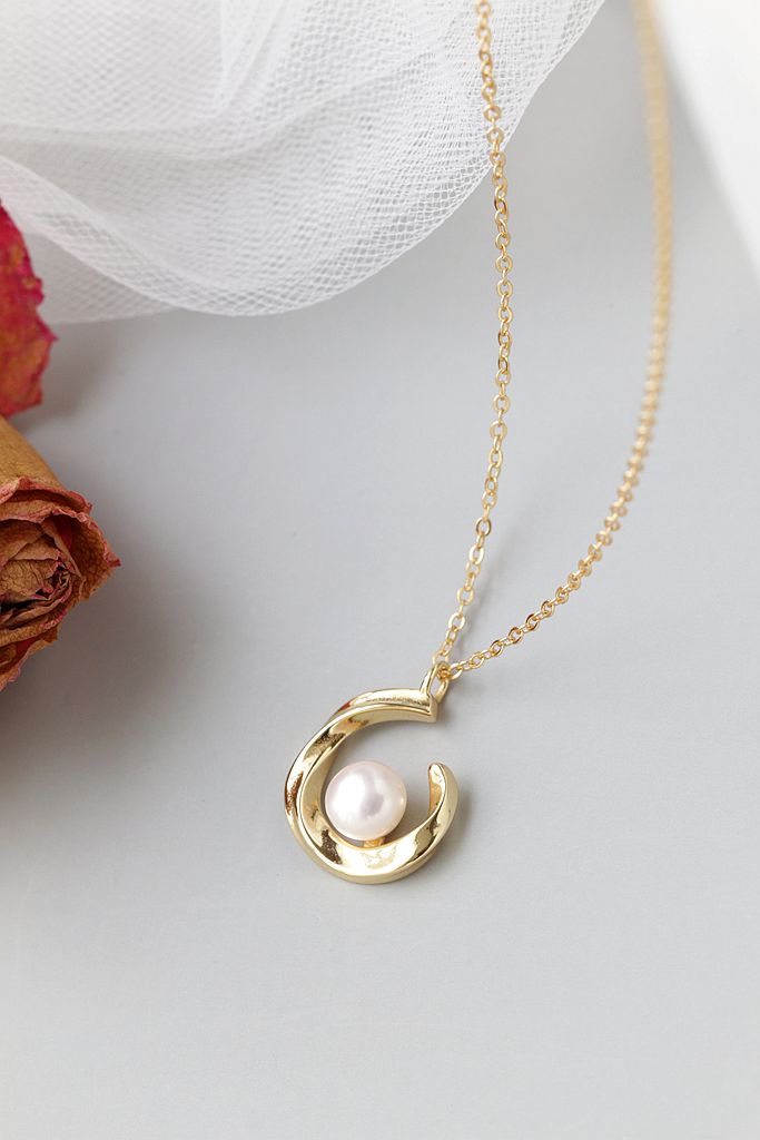 Elegant and Minimalist Style 925 Sterling Silver Pendant Inlaid Natural Freshwater Pearl 18K Gold Plated Pendant Jewelry Gift