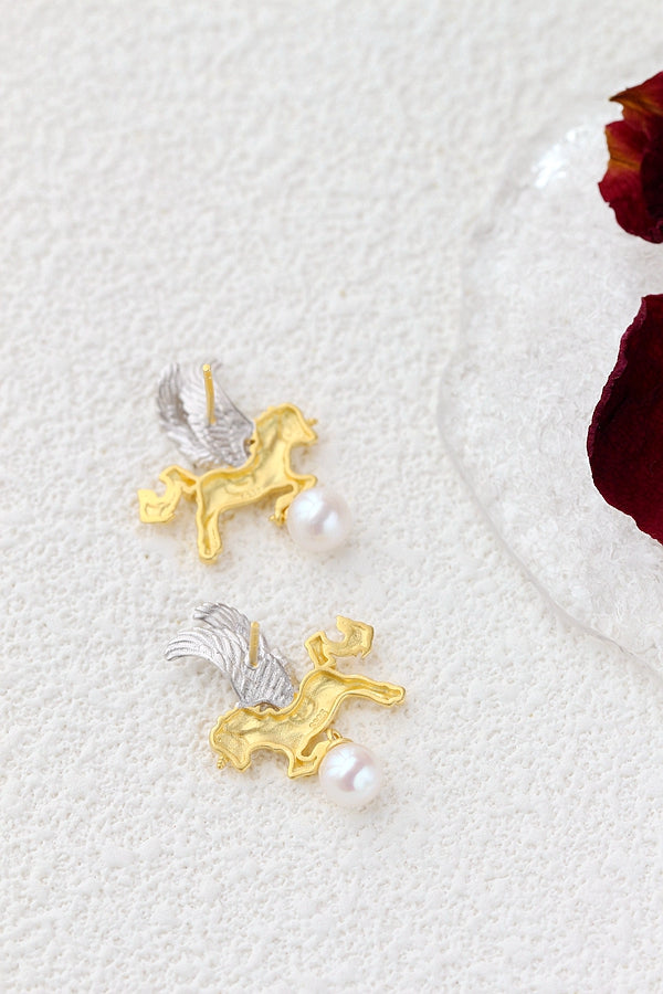 Authentic 925 Sterling Silver Earring Inlaid Natural Freshwater Pearl Fashion 18K Gold Plated Unicorn Earring Female Jewelry