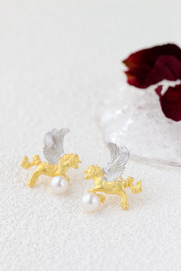 Authentic 925 Sterling Silver Earring Inlaid Natural Freshwater Pearl Fashion 18K Gold Plated Unicorn Earring Female Jewelry