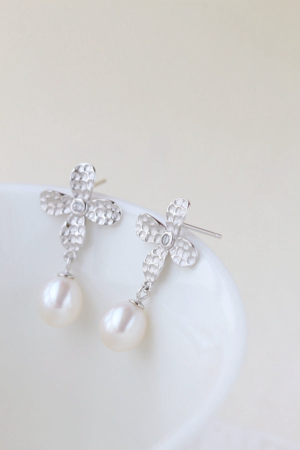 Authentic 925 Sterling Silver Earring Inlaid Natural Freshwater Pearl Simplicity Fashion Petal Earring Female Fine Jewelry Gift