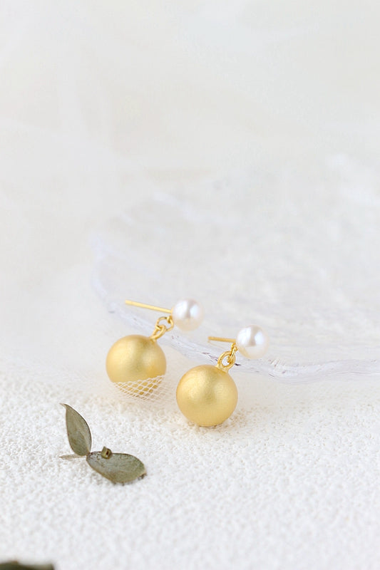 Authentic 925 Sterling Silver Earring Inlaid Natural Freshwater Pearl Fashion 18K Gold Plated Hollow Small Ball Earring Female