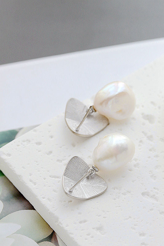Geometric Design Triangle Earrings Inlaid Natural Baroque Pearl Creative 925 Sterling Silver Matte Finish Earring Fine Jewelry