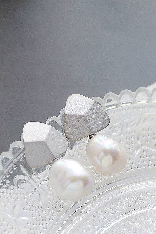 Geometric Design Triangle Earrings Inlaid Natural Baroque Pearl Creative 925 Sterling Silver Matte Finish Earring Fine Jewelry