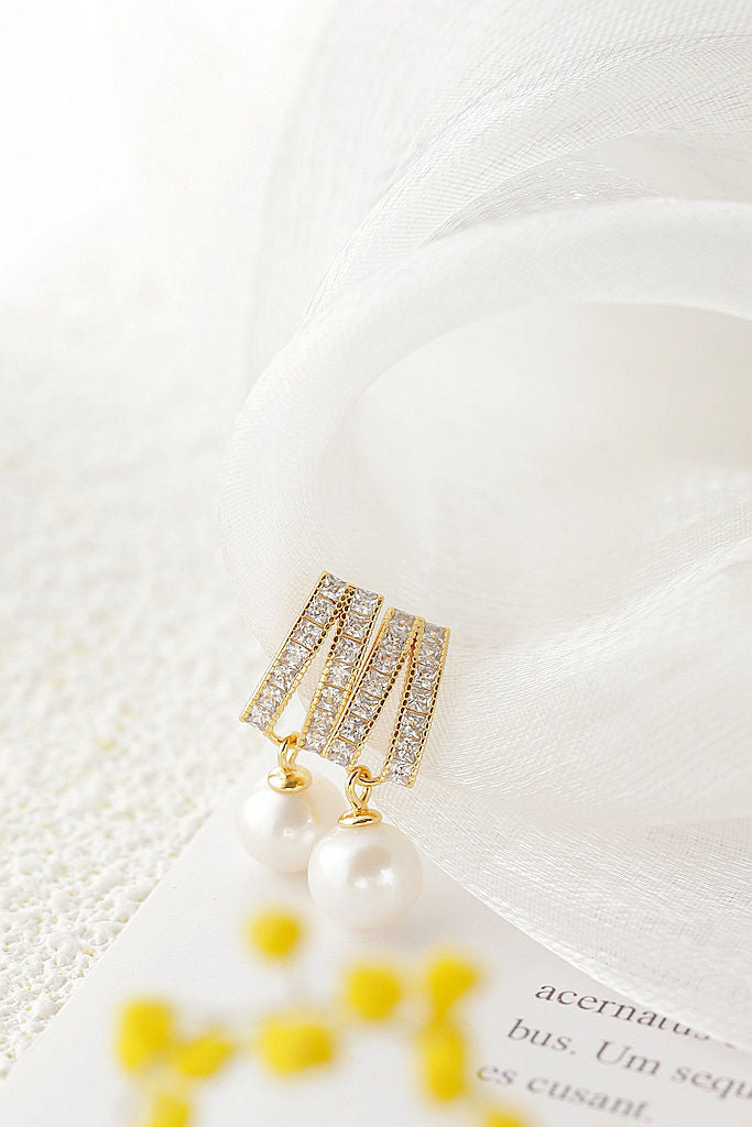 Modern Minimalist Design 925 Sterling Silver Earring Inlaid Natural Freshwater Pearl 18K Gold Plated Earring Jewelry Gift