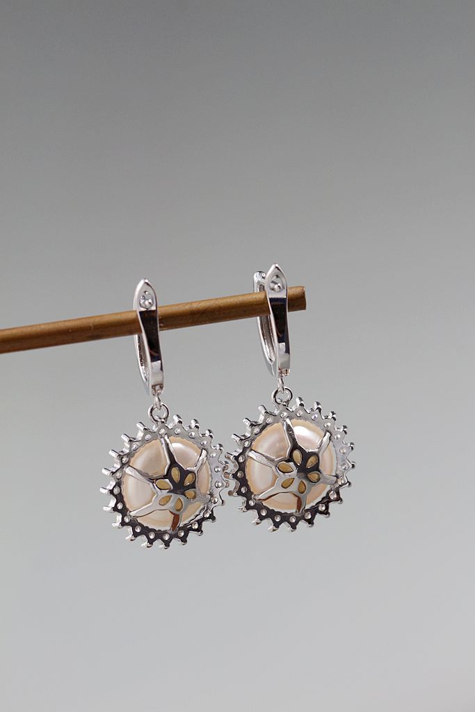 Elegance Modern 925 Sterling Silver Earrings with Inlaid Natural Freshwater Pearl Fashion Luxury Earring Women Jewelry Gift