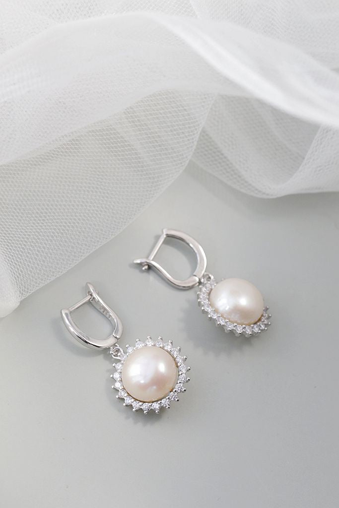 Elegance Modern 925 Sterling Silver Earrings with Inlaid Natural Freshwater Pearl Fashion Luxury Earring Women Jewelry Gift