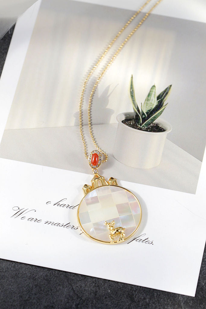 Natural Pearl Shellfish 925 Sterling Silver Pendant 18K Gold Plated Classical Castle and Small Deer Pendant Unique Elegant Gift