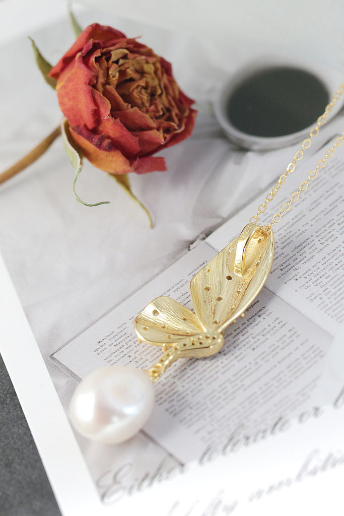 Authentic 925 Sterling Silver Pendant Inlaid Natural Baroque Pearl Fashion 18K Gold Plated Butterfly Pendant Party Jewelry Gift
