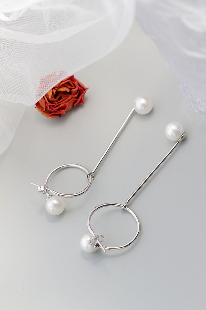 Fashion Lightweight S925 Sterling Silver Earrings with Imitation Pearl Long Dangle Minimalist Elegant Chic Earring Jewelry Gift
