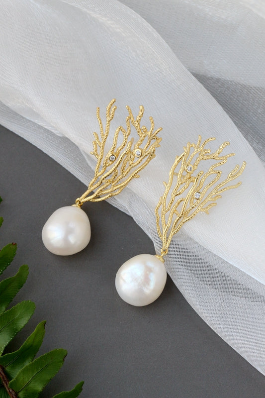 18K Gold Plated Coral Pattern Earring Inlaid Natural Baroque Freshwater Pearl Fashion Creative 925 Sterling Silver Earrings