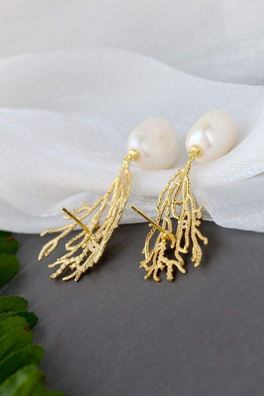 18K Gold Plated Coral Pattern Earring Inlaid Natural Baroque Freshwater Pearl Fashion Creative 925 Sterling Silver Earrings