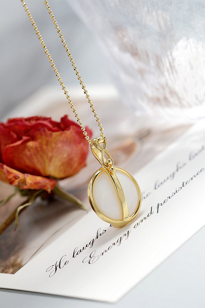 Inlaid Natural Mother Of Pearl Shell 18K Gold Plated Pendant Classic Trendy Circular 925 Sterling Silver Pendant Lady Jewelry