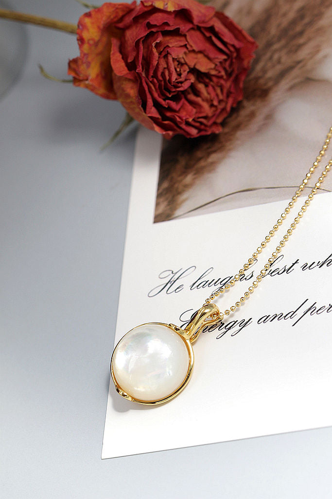 Inlaid Natural Mother Of Pearl Shell 18K Gold Plated Pendant Classic Trendy Circular 925 Sterling Silver Pendant Lady Jewelry